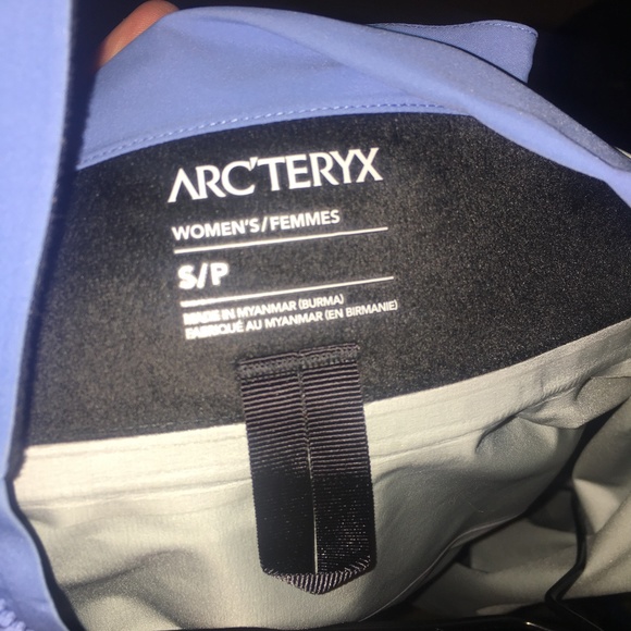 Arc'teryx Beta AR Jacket - Picture 7 of 7